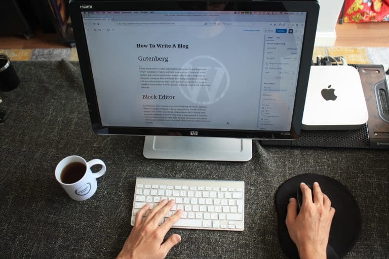 computer and keyboard looking on wordpress